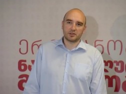 „არ ვიცი, პროტოკოლური მილოცვები თუ ასეთი მნიშვნელოვანია ვინმესთვის, ეს, რა თქმა უნდა, ყალბი სიხარულია“ - ირაკლი ფავლენიშვილი ტრამპის წერილზე