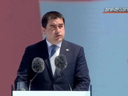 Violence, vandalism, attack on law enforcement and public institutions go beyond any explanation of peaceful protest. He who argues the opposite is the enemy of democracy - Shalva Papuashvili
