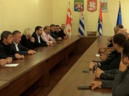 აზიური ფაროსანასთან ბრძოლის მართვის ცენტრის სპეციალისტებმა, დასავლეთ საქართველოს რეგიონებსა და აჭარაში ადგილობრივ თვითმმართველობებთან შეხვედრები გამართეს