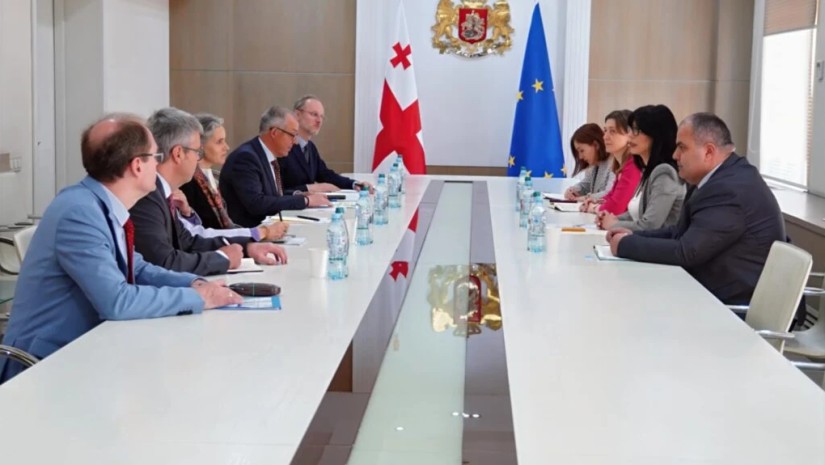 თეა ახვლედიანი