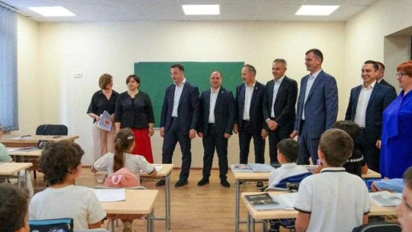 გივი მიქანაძემ კახეთში ახლად რეაბილიტირებული ორი საჯარო სკოლა დაათვალიერა გივი მიქანაძემ კახეთში ახლად რეაბილიტირებული ორი საჯარო სკოლა დაათვალიერა