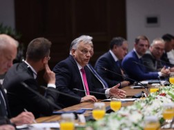 ვიქტორ ორბანი ირაკლი კობახიძეს  - ევროპული ეკონომიკა ახლა ძალიან ზიანდება, თუ ვინმეს აქვს 1%-ზე მეტი ეკონომიკური ზრდა, ეს  დიდი მიღწევაა, თქვენი 7%-იანი ზრდა არის გალაქტიკური მოვლენა, ვიცი, რომ ეს ნამდვილად  თქვენი ძალისხმევის უდიდესი შედეგია