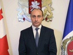 Minister of Internal Affairs Geka Geladze congratulates firefighters on the professional day