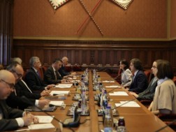 ირაკლი კობახიძე: უნგრეთის ეროვნული ასამბლეის თავმჯდომარესთან შეხვედრაზე ყურადღება გავამახვილე მთავრობათაშორისი სამიტის მნიშვნელობაზე და გამოვხატე მტკიცე რწმენა, რომ აღნიშნული შეხვედრა უფრო გააძლიერებს ჩვენს თანამშრომლობას