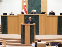 პარლამენტმა „საექიმო საქმიანობის შესახებ“ კანონში ცვლილება მესამე მოსმენით მიიღო