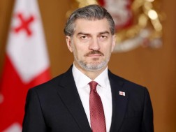 მიხეილ ყაველაშვილი: ძვირფასო აბიტურიენტებო, დღეს თქვენს ცხოვრებაში ერთ-ერთი ყველაზე მნიშვნელოვანი და საპასუხისმგებლო ეტაპი დაიწყო - დარწმუნებული ვარ, თქვენს სათქმელს იტყვით ჩვენი ქვეყნის განვითარებასა და წინსვლაში