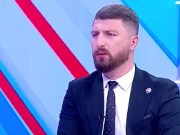 „წარმოიდგინეთ, რა მარაზმის გავრცელებას ცდილობენ - თითქოს ვიღაცამ ბატონ რამიშვილს თავისი იარაღი მოჰპარა, მალულად ჩაუდო ჩანთაში და ამის გამო დააკავეს... ეს უკვე ბავშვური ტყუილიც არ არის“ - არჩილ გორდულაძე