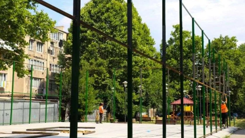 სპორტული მოედანი