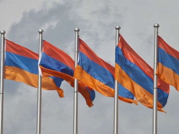 სომხეთის დროშა სომხეთის დროშა