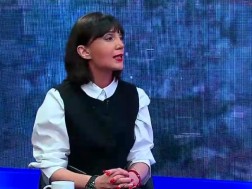 VIDEO: გვესმის, რომ უღალატეს იმას, რის გამოც ეს ხალხი სხედან ციხეში. დღეს, ისინი გეუბნებიან თქვენ, რომ არ მიიღოთ არჩევნებში მონაწილეობა. თქვენ რას პასუხობთ? - თამარ კეკენაძის პასუხი „თავისუფალ სივრცეში“