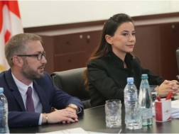 Mariam Kvrivishvili introduced Esko's new head, Tornike Kazarashvili to staff