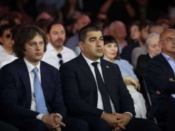 შალვა პაპუაშვილი კულტურის, განათლების, სპორტისა და ახალგაზრდობის პოლიტიკის შესახებ დედაქალაქის მერის ანგარიშს დაესწრო