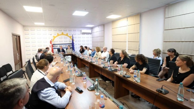 მიქანაძე