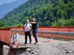 ინტენსიური გაწმენდითი სამუშაოების შედეგად, ლენტეხი-ბავარის მიმართულებით საავტომობილო მოძრაობა აღდგენილია.