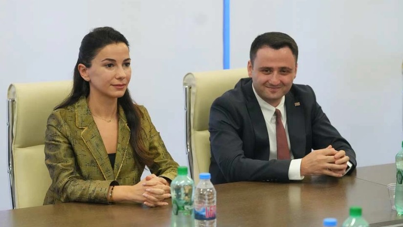 აბაშიძე