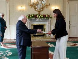 Sophie Katsarava handed the President of Ireland to the credentials