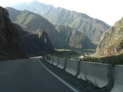 Traffic on Stepantsminda-Larsi section has been restored