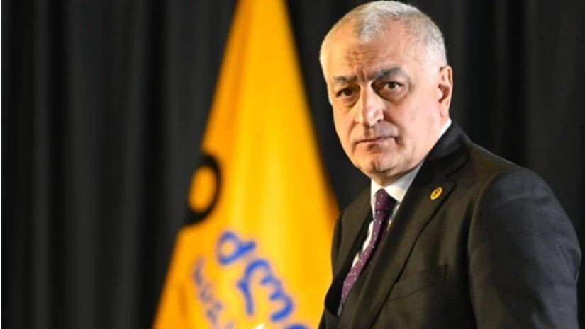 მამუკა ხაზარაძე