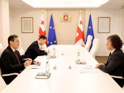 ირაკლი კობახიძე საქართველოში ჩინეთის ელჩს, ჭოუ ციენს შეხვდა
