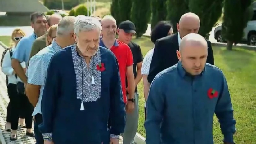 მუხათგვერდის ძმათა სასაფლაო