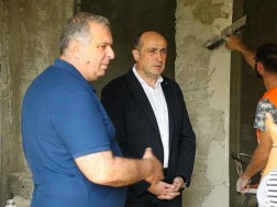 იმერეთში სახელმწიფო რწმუნებული წყალტუბოში სოციალურად დაუცველი ოჯახებისთვის საცხოვრებელი სახლების მშენებლობის პროცესს გაეცნო