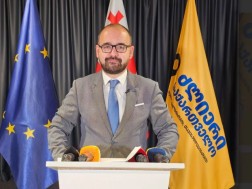 გრიგოლ გეგელია: ჩვენ გვაქვს სამკომპონენტიანი ბრძოლის მეთოდი, სადაც ყველა შესაძლო ინსტრუმენტს ვიყენებთ, რომ დავასუსტოთ ბოროტმოქმედი რეჟიმი, რომელმაც საქართველო რუსეთს ჩააბარა