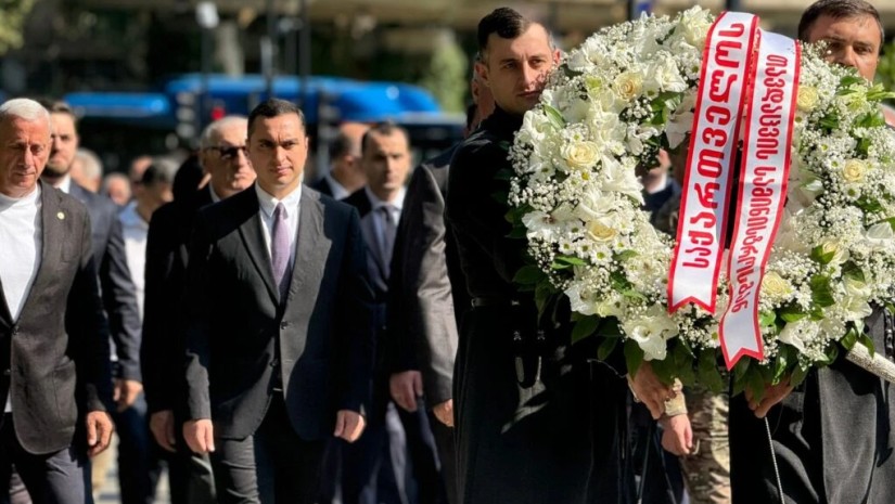 გმირთა მემორიალი