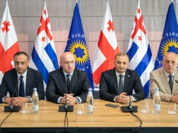 პარტია „ქართული ოცნების“ აჭარის რეგიონული ორგანიზაციის ხელმძღვანელმა სულხან თამაზაშვილმა, ქედაში მხარდამჭერებს მერობის კანდიდატი მამუკა თურმანიძე წარუდგინა