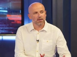ტრამპი დიდი სიამოვნებით შესწირავდა უკრაინის და ევროპის ინტერესებსაც თავის მანიაკალურ სურვილს ნობელის პრემია მიიღოს მშვიდობის დარგში - მერაბ მეტრეველი