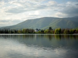 აგვისტო 95 %-იანი დატვირთულობით მიმდინარეობს - ლოპოტა სპა რეზორტი
