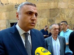 ძალიან დიდი გამბედაობა, ვაჟკაცობა და პატრიოტიზმი სჭირდებოდა იმ ნაბიჯებს, რაც თავის დროზე ლევან გაჩეჩილაძემ გადადგა. ვუსამძიმრებ ოჯახს და სრულიად საქართველოს - დავით მათიკაშვილი