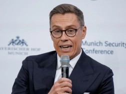 According to Alexander Stub, Russia wants to stretch at least until the fall