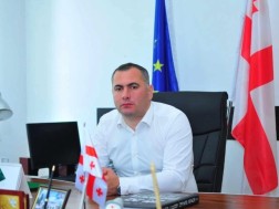 Alexander Sarishvili, the mayor of the Georgian Dream mayor in Lanchkhuti: He was the mayor of your city's already third convocation - it is a great responsibility. We have to give a dignity to each challenge