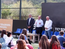 Givi Mikanadze met with young people in Dusheti municipality