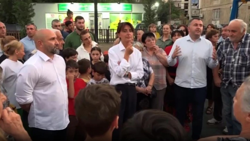 ნინო ლაცაბიძე