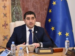 პარლამენტი მიმდინარე კვირაში ორ პლენარულ სხდომას გამართავს და სესიის ფორმატში მუშაობას ადგილობრივი არჩევნების შემდეგ განაახლებს