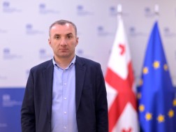 ირაკლი შენგელია: „მზიურის“ მიმდებარედ სპორტული ინფრასტრუქტურის მოსაწყობად ინვესტორს სახელმწიფოს საკუთრებაში არსებული მიწის ნაკვეთი 20 წლიანი აღნაგობის უფლებით გადაეცა