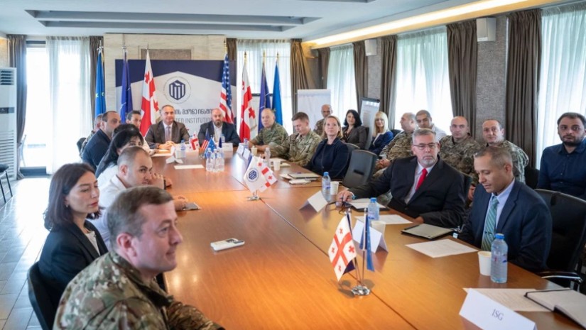 თავდაცვის ინსტიტუციური აღმშენებლობის სკოლა