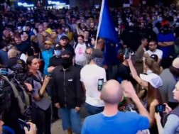 კახა კალაძის საარჩევნო შტაბთან საპროტესტო აქცია დღესაც გრძელდება