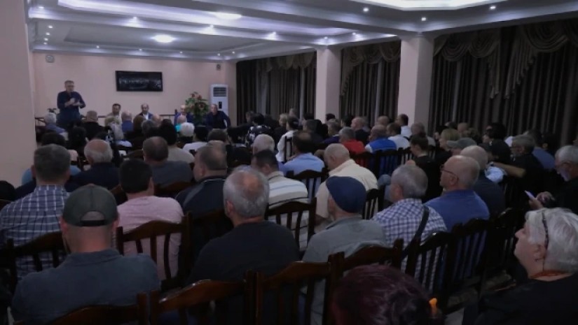  ჭიჭინაძის ქუჩის მცხოვრებლები