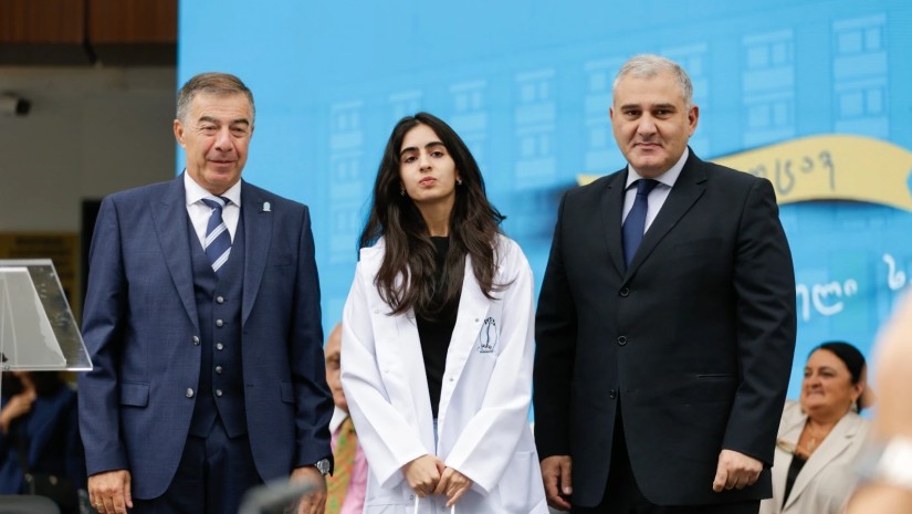 თბილისის სახელმწიფო სამედიცინო უნივერსიტეტში, პირველკურსელთა საზეიმო მიღება გაიმართა