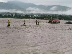 Unfinished monsoon rain, a strong flood in several areas of India