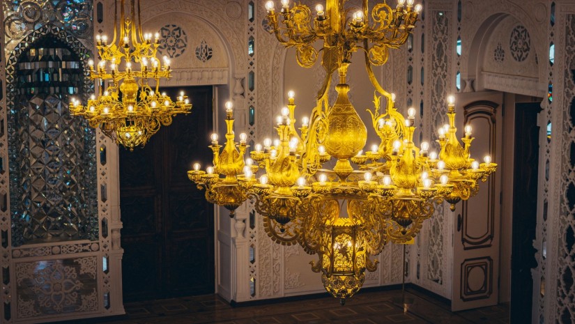 სასახლე