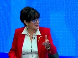 Video: Imagine for a moment that the garbage is not exported, transport and subway will not work, it is a great benefit to the public, ie. Did you build it?! - Neli Kobiashvili