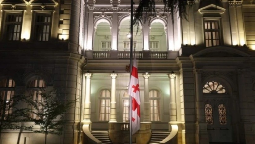 დაშვებული დროშა