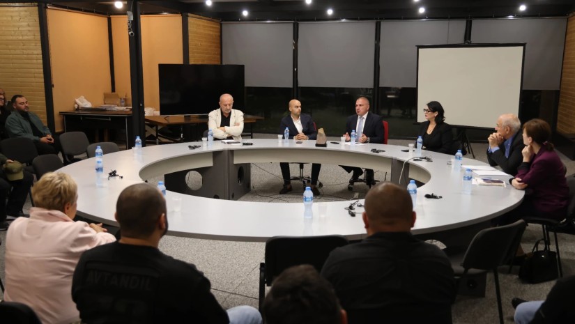 რევაზ სოხაძე საქართველოს არქიტექტორთა კავშირის წევრებს შეხვდა