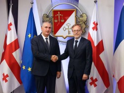 Minister of Finance Lasha Khutsishvili met with the Ambassador of the Republic of France