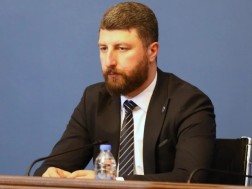 The Legal Issues Committee supported the candidates for the Supreme Court