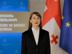 ლანა მორგოშია