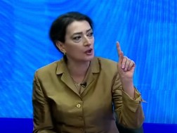 თაკო ჩარკვიანი